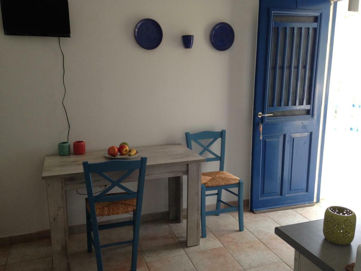 Villa Costa Studios Вати Екстериор снимка
