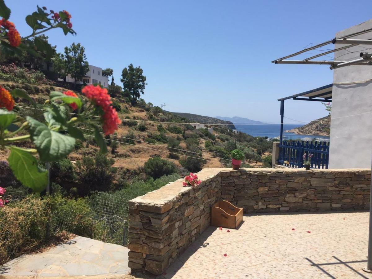 Villa Costa Studios Вати Екстериор снимка